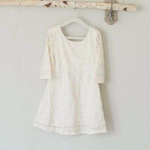 Scoop Neck Long Sleeved Lace Dress